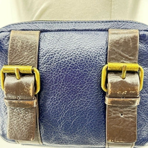 Kelsi Dagger Grasslands Little Crossbody Double Buckle Bag Navy & Brown Purse - Picture 6 of 6